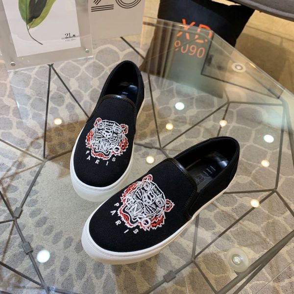 

mens designershoes brandslipper beach boat tiger shoes flip flops luxury boys court shoes mens casual designershoes with box 20030507t