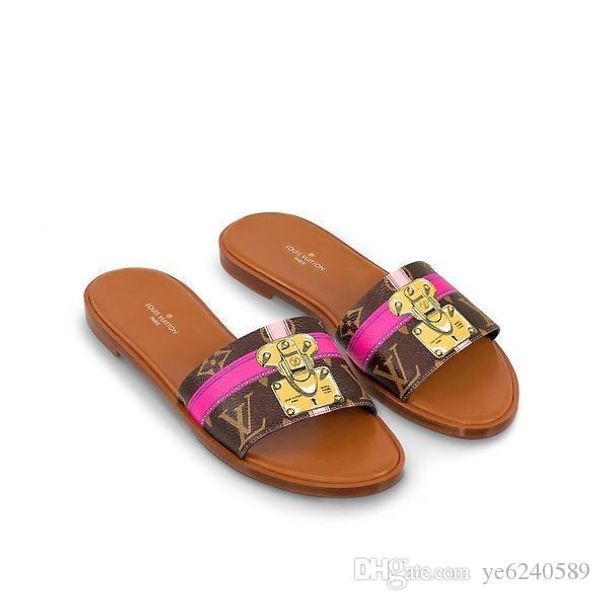 

190 the same style with high-end women's beach shoes sandals slippers home shoes triple fashion design platform retro women's shoe
