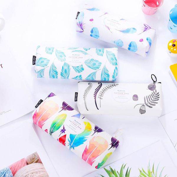 

new vintage creative pu stationery bag trend of color ship type storage bag students feather print large capacity pencil case