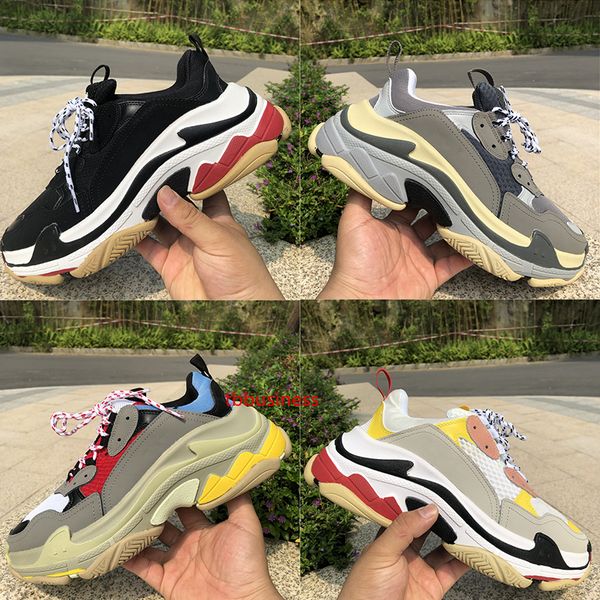 

2020 paris triple s black white red casual shoes mens womne triple black white grey fashion luxury designer men shoes