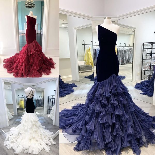 Miss Mrs Lady Pageant Dress 2020 Blu Navy Borgogna Velluto Nero/Bianco Elegante Tappeto Rosso Abiti Couture Sirena Monospalla Festa Formale