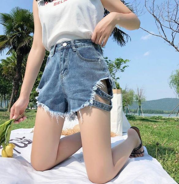 

2020 New Womens Designer Jeans Denim Shorts Side Women Loose Wear Holes High Waist Hot European and American Style Pant Wide Legs Thin