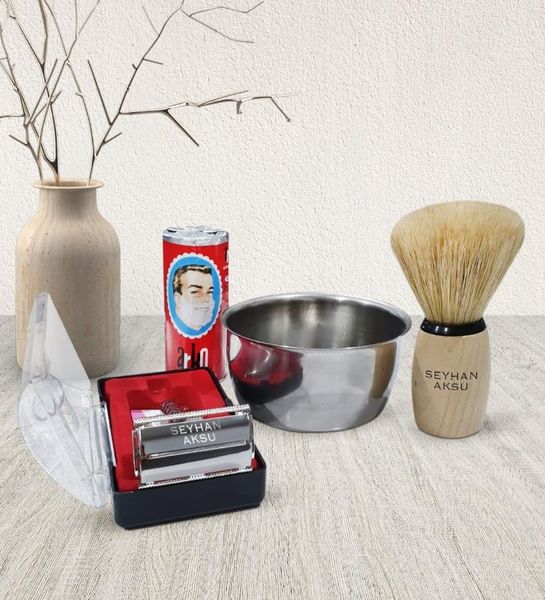 

personalized nostalgic shaving kit