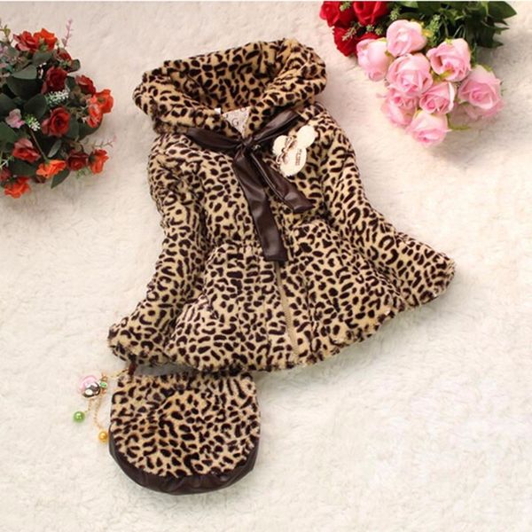 

Новорожденных девочек пальто девочек зимняя шуба новых девочек леопарда детская