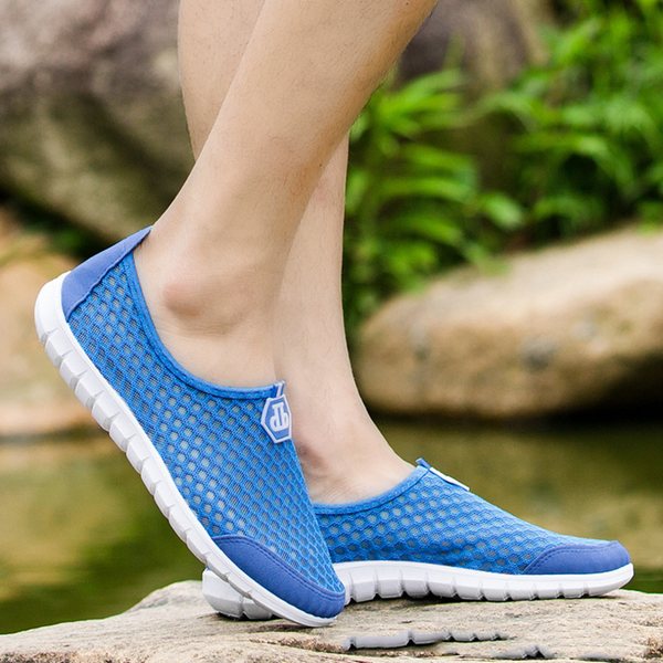 

2020 seaside shoes breathable men running shoes men's jogging mesh summer mesh sneaker casual slip-on sandals, Black
