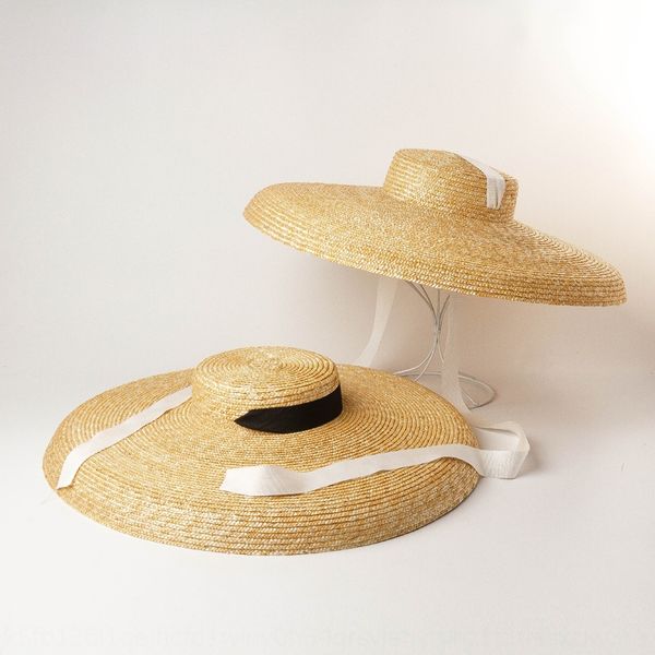 

shallow flat lower folding big brim stage show style big edge straw straw hat sun hat, Blue;gray