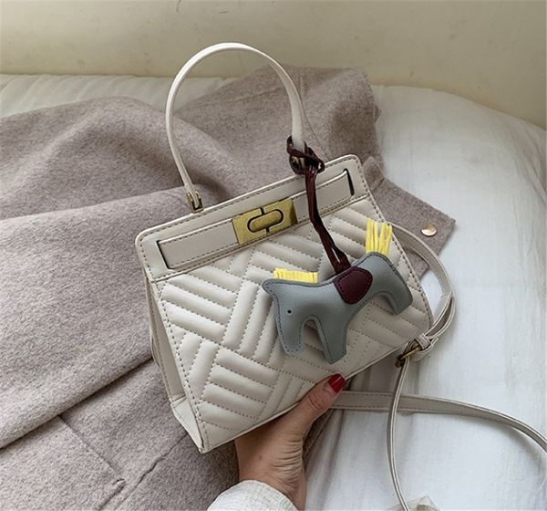 

new 2020 handbag kitten bag stylish embroidered rhomb shoulder bag ph-cfy2006014