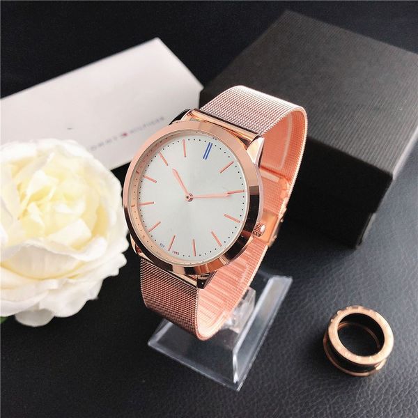 

2019 горячие luxury продажи дамы кварцевые часы стильный простые популярные дикие личности часы, Slivery;brown