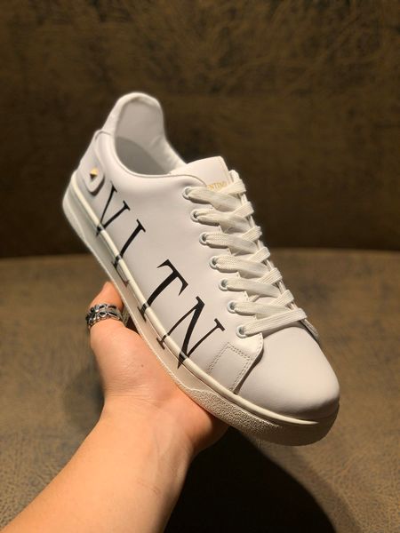 

luxury designer2020 new comfortable wild casual shoes, fashion letter sneakers, men's casual shoesaa, Black