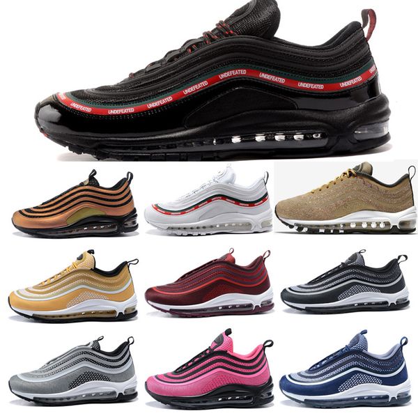 

men & womens undefeated ultra og plus men running shoes air run gold silver sports trainers athletic designer sneakers, White;red