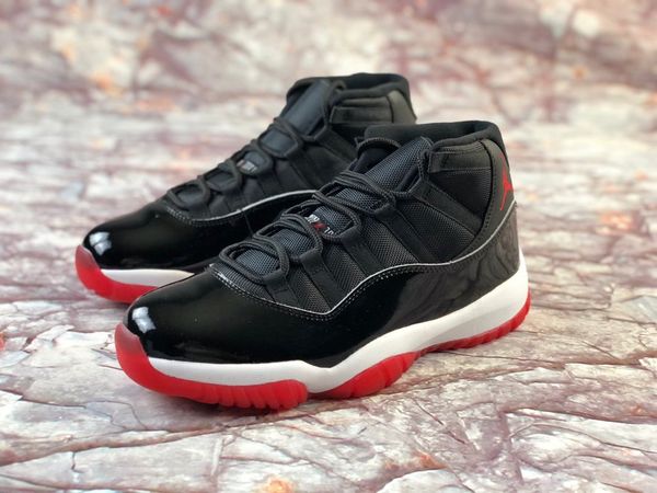 

2020 design men's basketball shoes retro men's sneakers thick bottom shockproof triple sneakers dhl 0