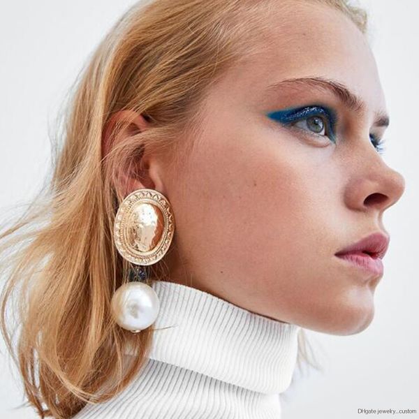 

Vkme Fashion Big Round Pearl Earrings Female Brincos Retro Metal Earrings Exaggerated Big Earrings Ladies Earring Jewelry