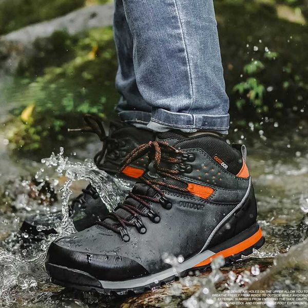 

2020 men waterproof hiking shoes tactical boots mountain climbing anti-skid wear resistant breathable fishing popular shoes bla