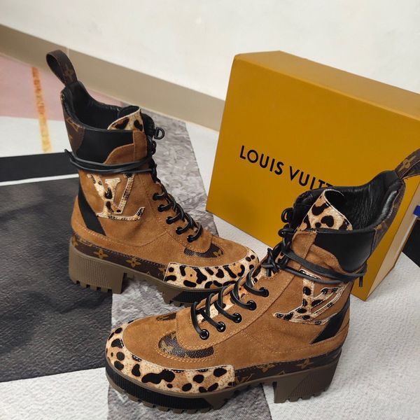 

personality european women's boots thick high-heeled front lace-up short tube printing color-matching martin boots factory direct sales, Black