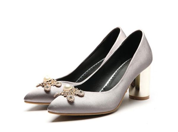 

2019 silk and satin women's shoes in spring and autumn with new style high heel coarse heel pointed end water drill@06, Black