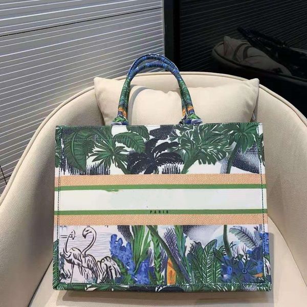 

дизайнеѬ ѬазѬабавае вококаевеннђ Ѭђнђ канвђ вивкой из кокоового