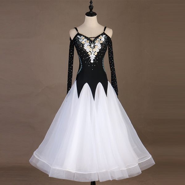 

ballroom dance dresses women's performance spandex / organza embroidery / split joint crystals rhinestones long sleeve dress, Black;red