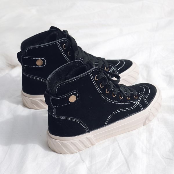 

2019 the new korean version of winter students, Black