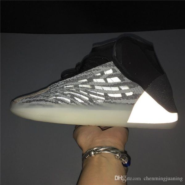 

high original kanye west basketball shoes quantum 3m reflective suede overlays men sports sneakers designer running shoes eg1535 with box