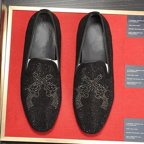 

new menswear designer loafers flat leather shoes rhinestones fashion mens loafers dress shoes slippery casual shoe qp, Black