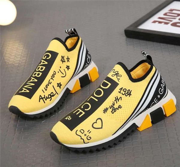 

paris 17w triple s shoes unveils new triple s sneakers dad fashion spec trainers shoes for men men tripe-s retro training shoes, Black