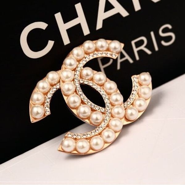 

New arrival elegant de igner brooche tyli h alloy bow brooch luxury cry tal brooch pin women clothing uit acce orie brooche jewelry, Gray