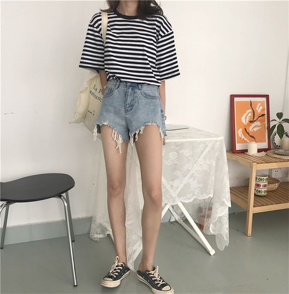 

new spring and summer 2020 women's jean shorts with long legs and high waistÂ, Blue
