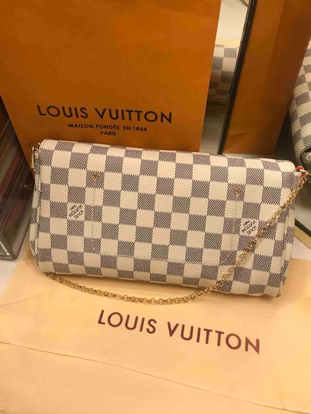 

2019 New European classic fashion brand quality ladies chain real leather handbag shoulder portable Messenger bag purse