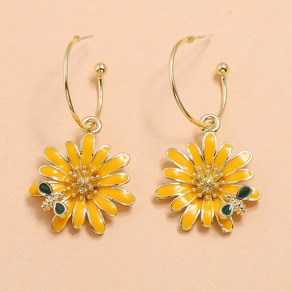 

ins gold yellow enamel daisy flower bee hoop earrings korean women party jewelry, Golden;silver