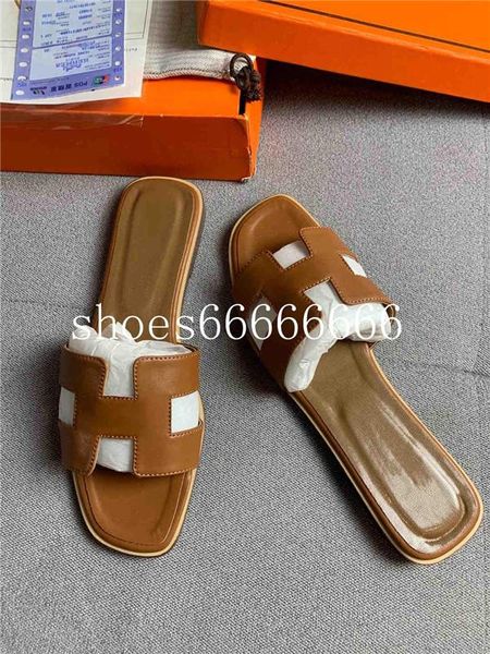 

2021 new designer luxury designer womens fashion pearl sandals lady slippers summer casual slippers flip flops flat sandy shoes fdzhlzj, Black