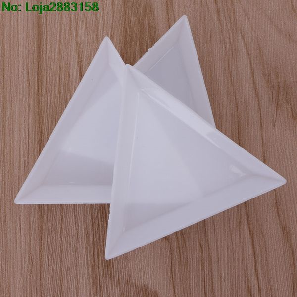 

10pcs plastic triangle rhinestones beads crystal nail art sorting trays white