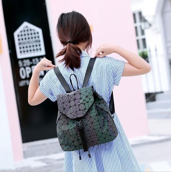 

9305 2018 new arrival fashion women school bags punk style men backpack designer backpack pu leather lady bags