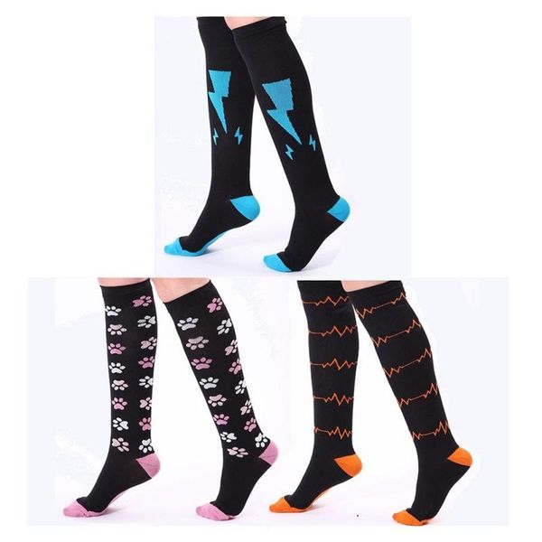 

Мужчины и женщины, работающие носки цвета сжатия давления эластичные чулки спорт