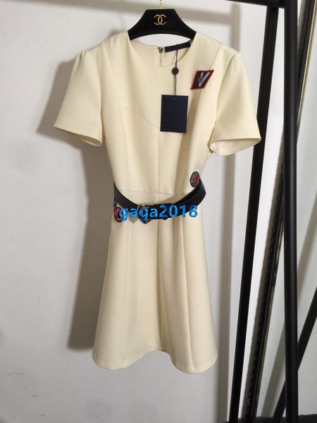 

high end женщины девушки мини-рубашка платье круглый вырез лоскутное письмо патч пояс с коротким рукавом сексуальная a-line юбка милан мода, Black