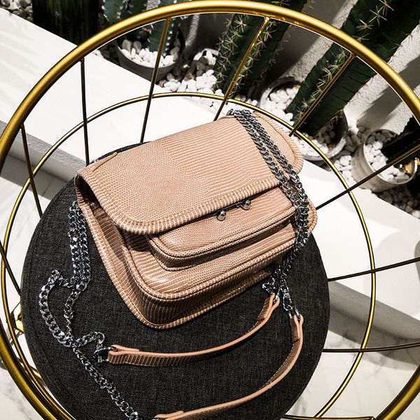 

package in 2019 is a vintage small square bag with one shoulder and oblique bag. it's very good for julie's same bag