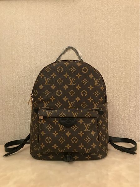 

2020 brand designers all kinds of men's and women's shoulder bags, transverse body bags, fashion small messenger bags 547