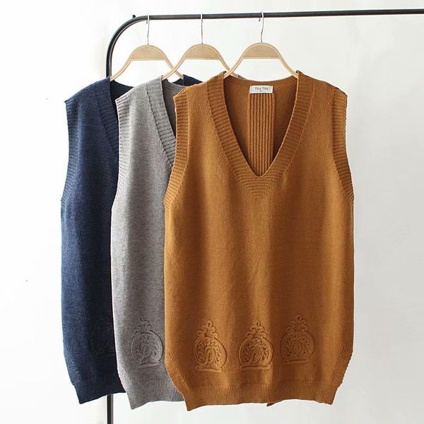 

2019 korean embroidery long knitted vest winter plus size women sweater pullover v-neck loose sleeveless jacket gilet femme coat, Black;white