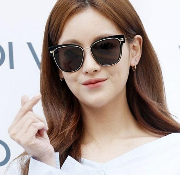 

ottoman 86151 sun men's and women's metal all-dead big frame sunglasses sunglasses reflective color series all-match street auctio, White;black