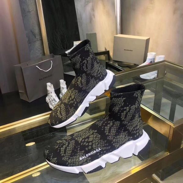 

2020 new nh luxury designer couple stretch socks sneakers couple socks casual shoes women and men casual shoes