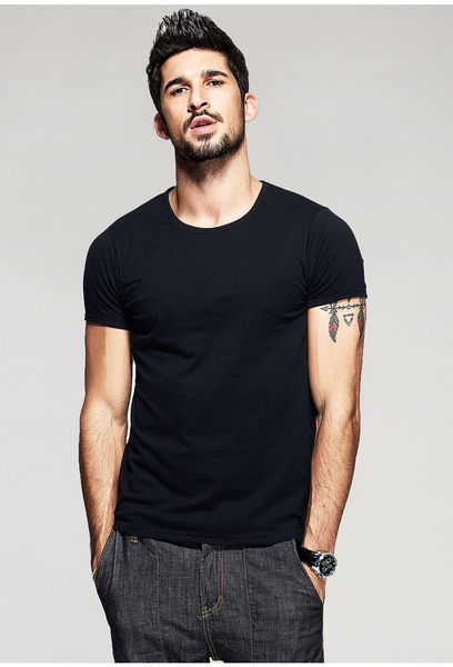 

2018 летних мужских с короткими рукавами футболка большого размера m-4xl нового дна рубашкой верхней сплошного цвета мужчины вокруг шеи футб, White;black