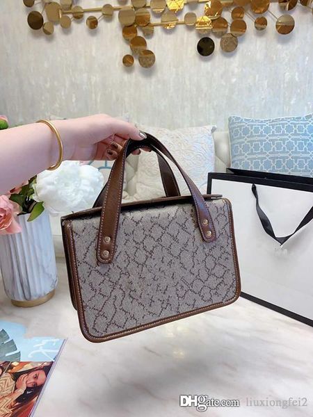 

spring and summer 2020 new designer design high-end handbag retro shoulder bag