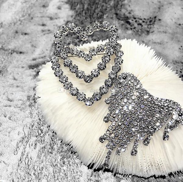 

full-featured hollow open double love heart-shaped tassel fashion wild brooch accessories female fast delivery, Gray