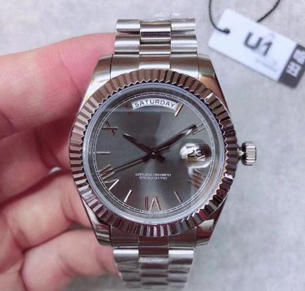 

Недавно в списке Version GMT Мужские часы Ceramic Вращающийся ободок большой лупой Asia 2836 А