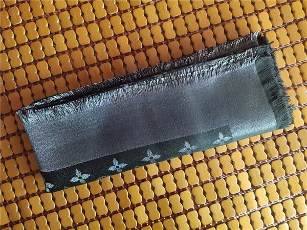 

2020classic female monogram printed scarf shawl various colors silver thread 140*140cm shawl four seasons comfortable wear can be wholesale, Blue;gray