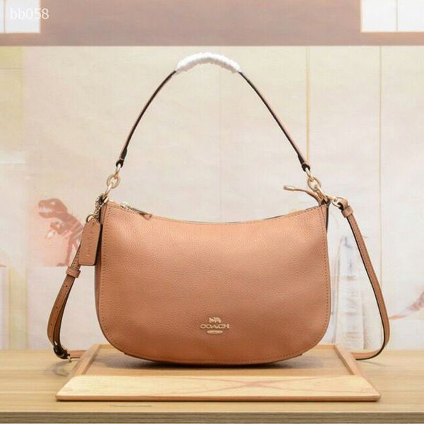 

2020 fashion shoulder bag shipment wild ladies pure color british wind leisure cow leather fashion handbag shoulder bag