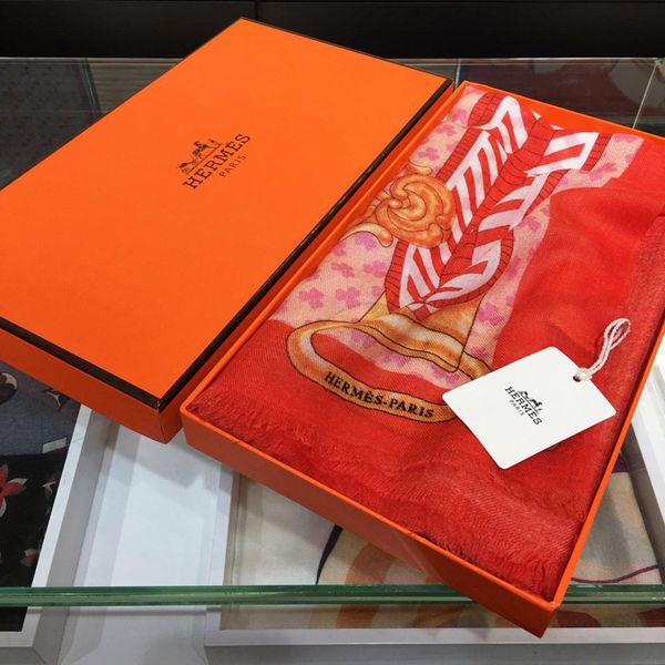 

2019a2 lady scarf of luxury designer high-end quality silk wool pile material ladies'luxury scarf and scarf size 110cm*200cm, Blue;gray