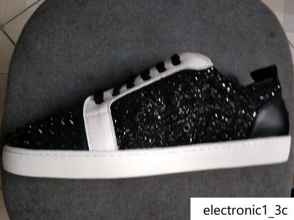 

with box new good quality black glitter red shoes fashion rivets spikes studded sneakers for men low 11flat shoes 9hl