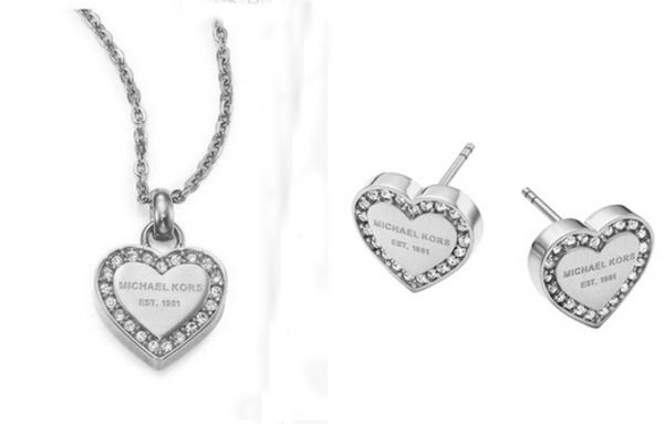 

Brincos e Colar zoppos