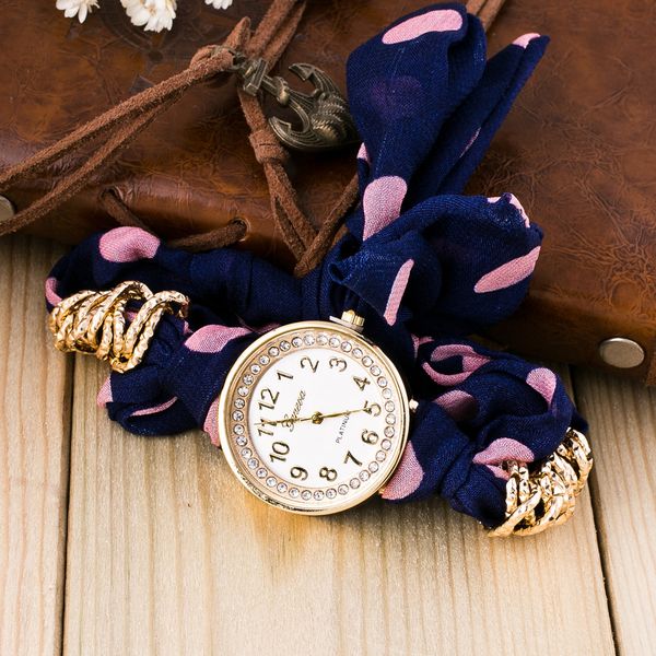 

fashion and casual digital quartz wristwatch for women watches cute wave point fabric ladies bracelet watch diamond clock xb40, Slivery;brown
