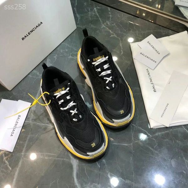 

2020 new fashion europe and america sneaker luxurys casual dad shoes for men's women beige black sports shoe size 35-45